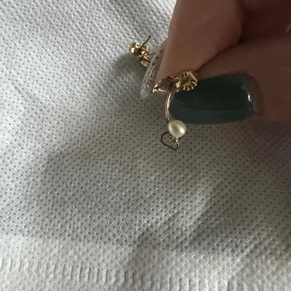 Leaf heart earrings… - Picture 2 of 2